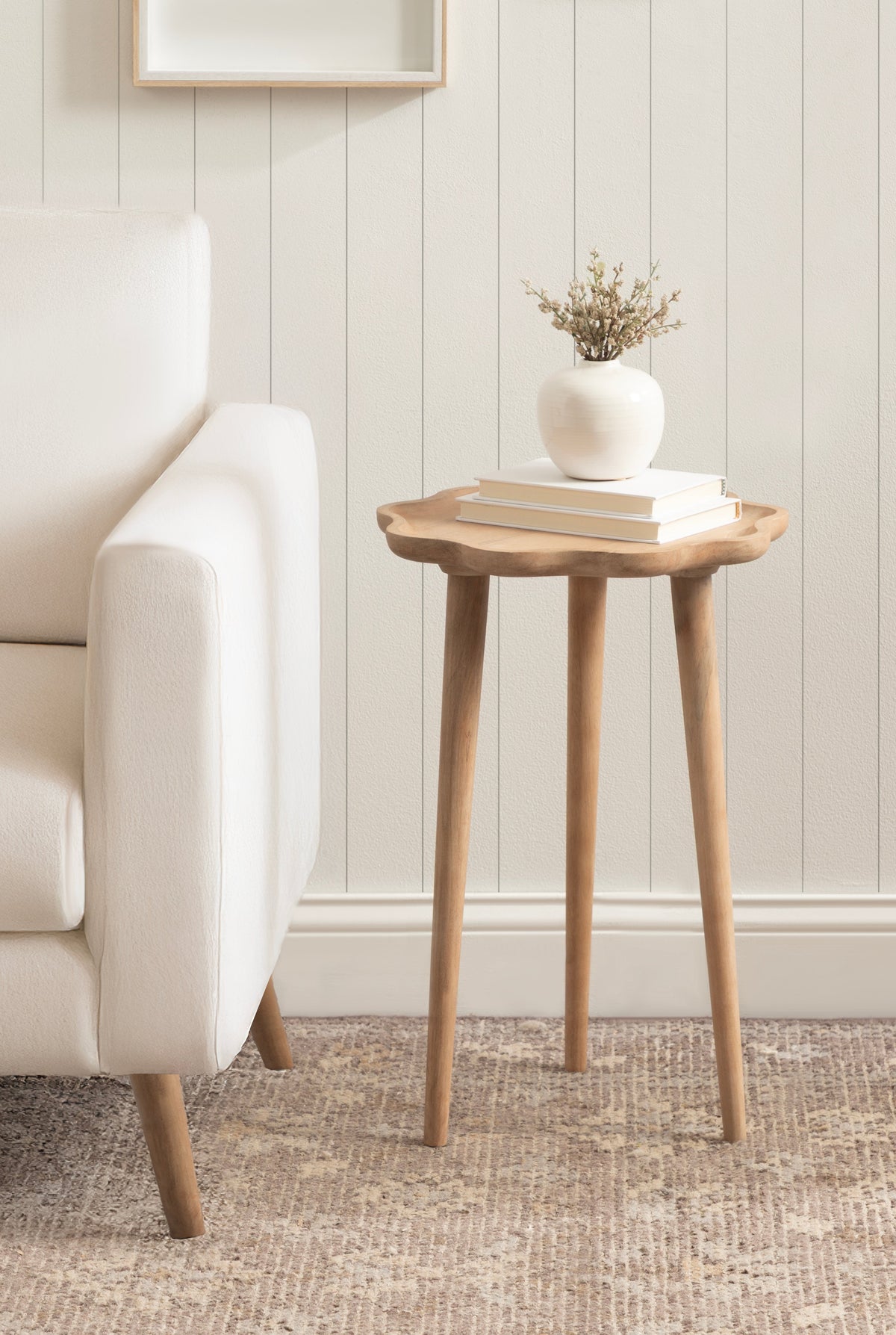 Scallop Wood Side Table
